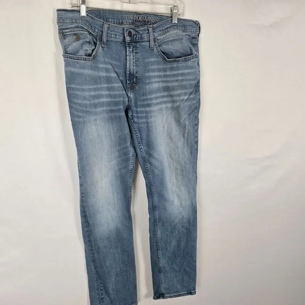 U.S. Polo Assn. Jeans Men's 36 x 31 (tag 32) Blue Medium Wash Activate Stretch